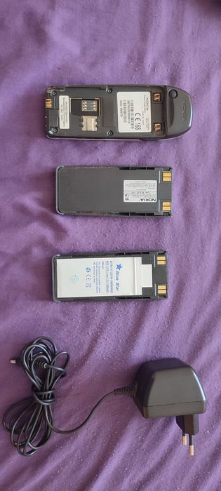 Nokia 6210 z oryginalną ładowarką