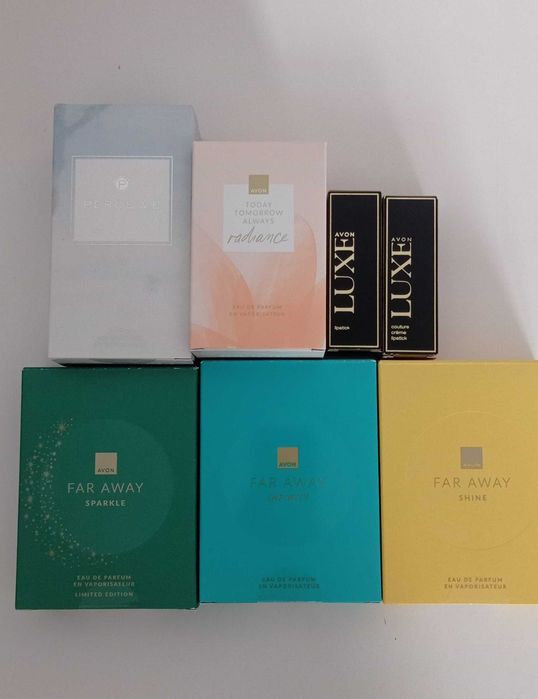 Zestaw perfumov Avon