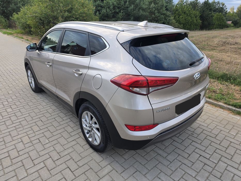 ***Rezerwacja***Hyundai Tucson 2.0 136km Kamera Keyless Nawigacja