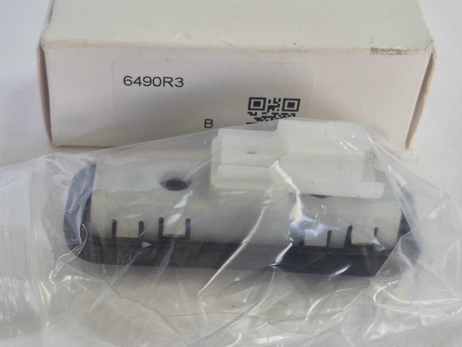 Кнопка відкривання багажника 6490R3 Citroen, Peugeot