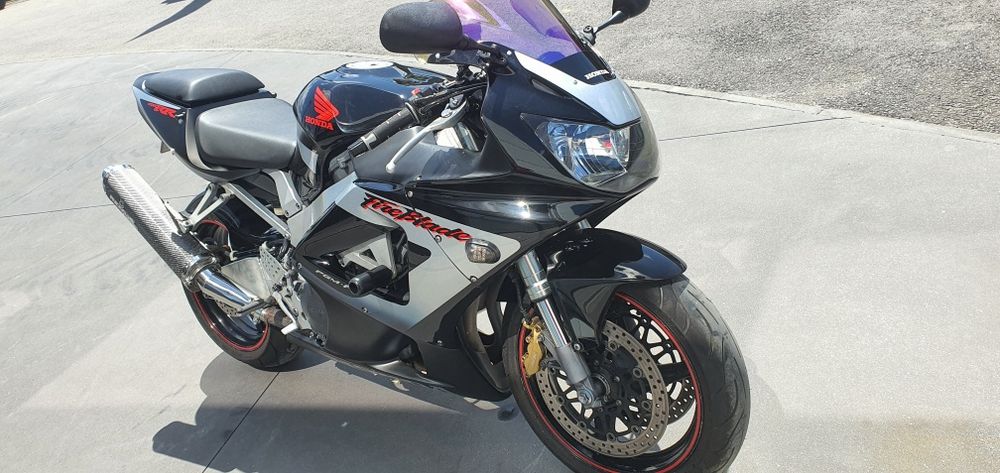 CBR900RR de 2000