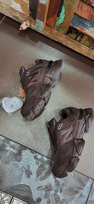 Czekoladowe sneakersy damskie new balance 9060 brązowe 37