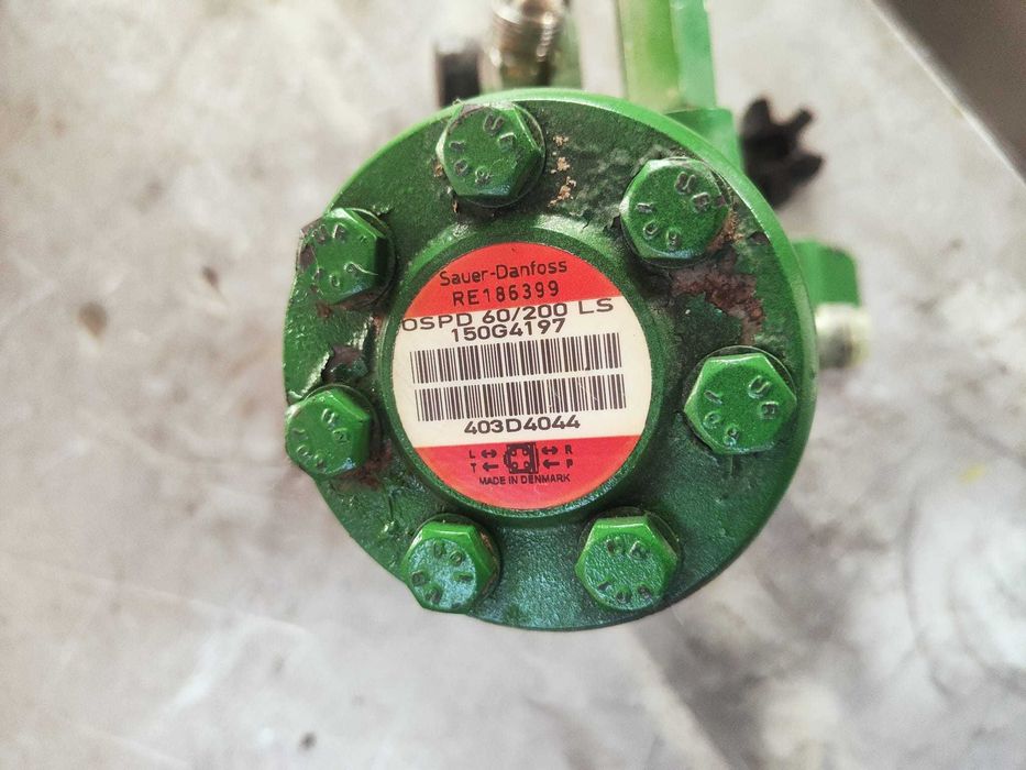 Orbitrol John Deere7820 7830 7930 7720 RE186399
