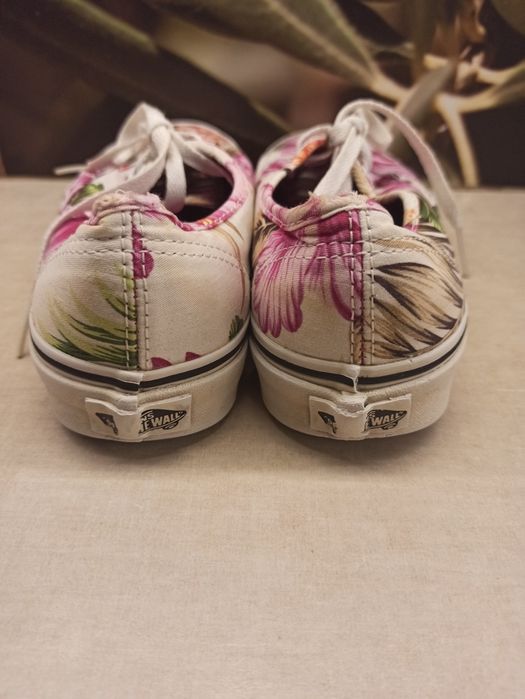 VANS trampki w kwiaty rozm.36