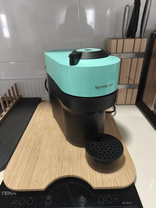 Máquina café Nespresso Virtuo