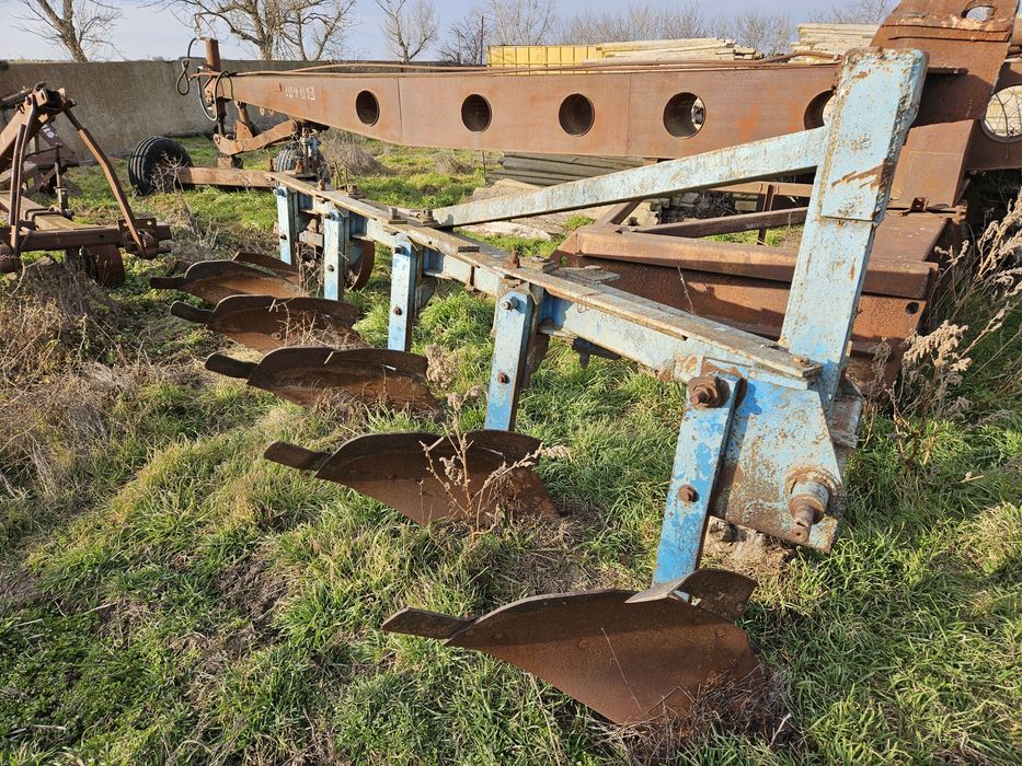 Плуг навісний, 5-35/50, 5 корп., ВИСОКА стійка, під Т-150, НПО НАУКА,