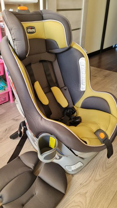 Chicco Nextfit Zip  0+ / 1 / 2 / 113 от 2 до 29,5 кг