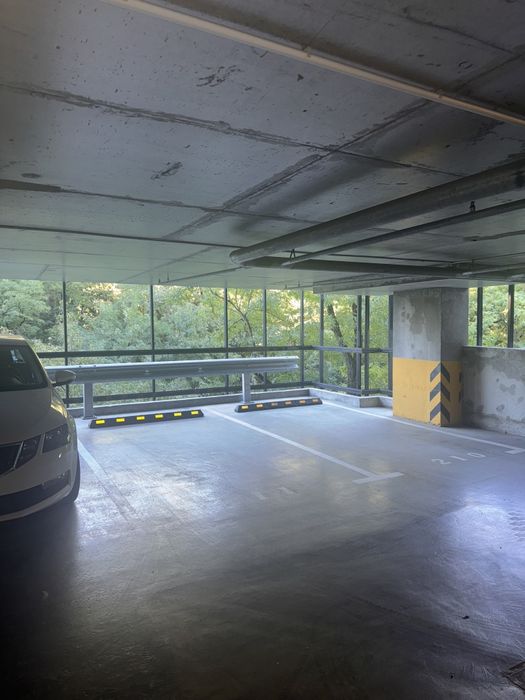 Здається паркомісце на підземному паркінгу (Солом’янська 11)