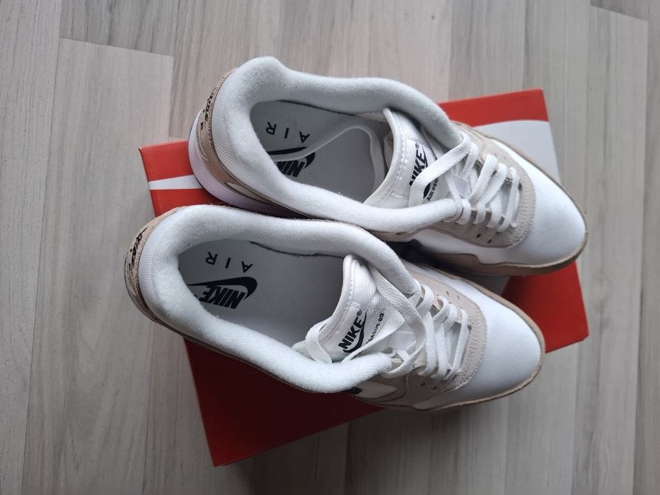 Nike Air Pegasus 89