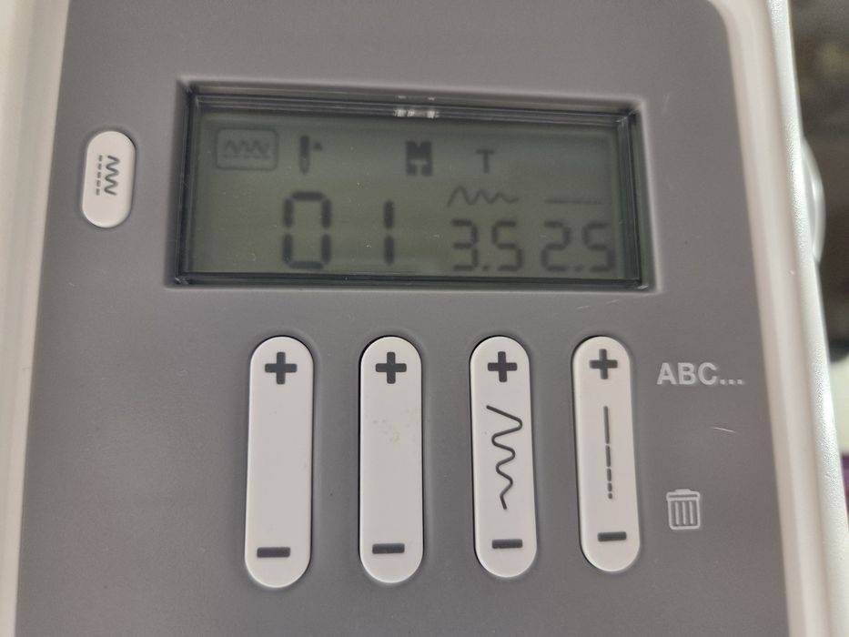 Швейная компьютеризированная машинка Singer Confidence 7640