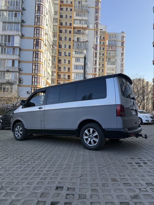 Volkswagen  multivan продам бус от хозяина