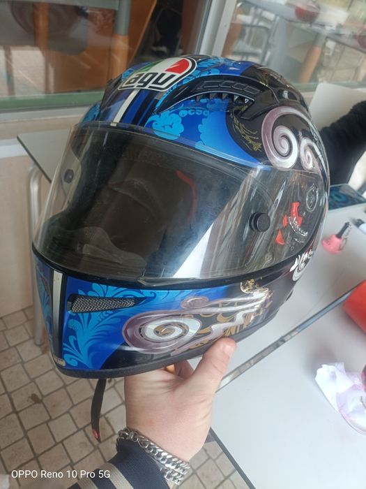 Capacete AgV em bom estado