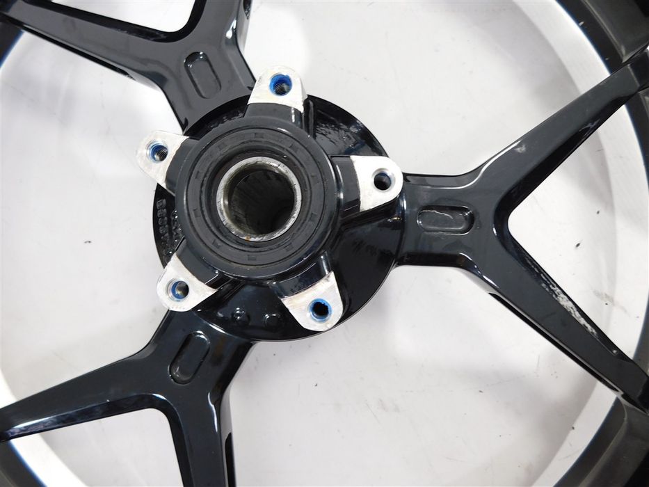 FELGA KOŁO PRZÓD DUCATI MONSTER 1200S 13-17 U-11 50121783AA