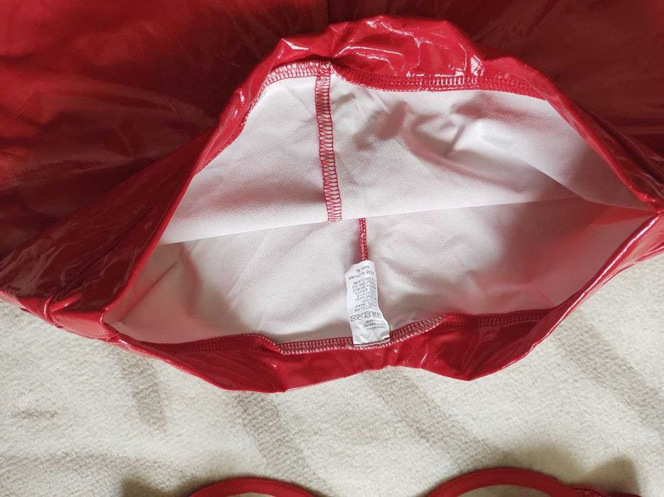 Еротичний комплект шкіряний Топ-Бюстгальтер+Шорти Лак Боди Кожа Санта