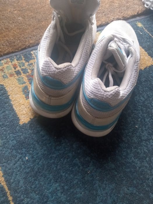 Buty Reebok easytone rozmiar 39 wkładki 25,5 cm