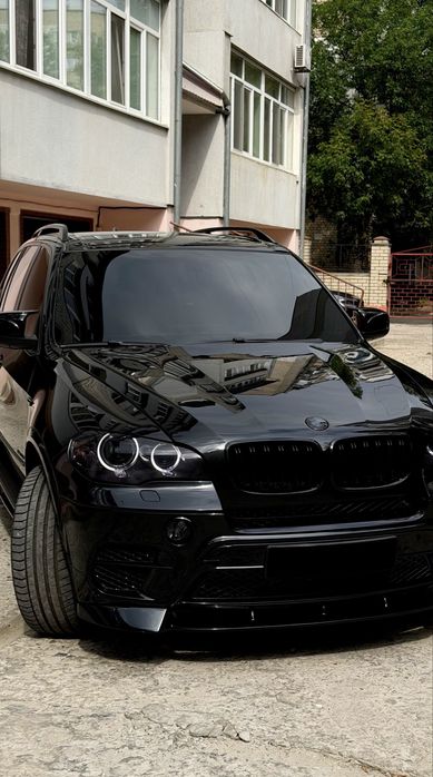 Продам BMW X5 е70