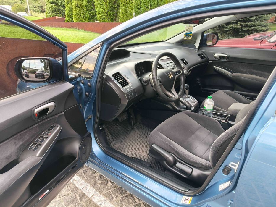 Honda Civic 4d 1.8 АКПП