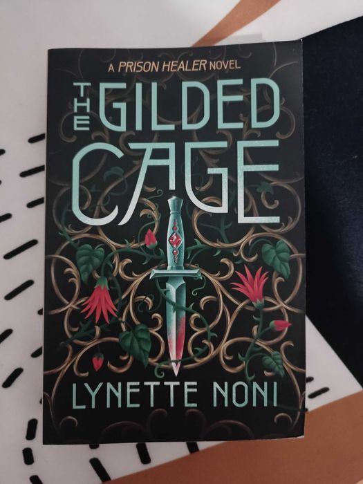 Livro The Gilded Cage - Lynette Noni