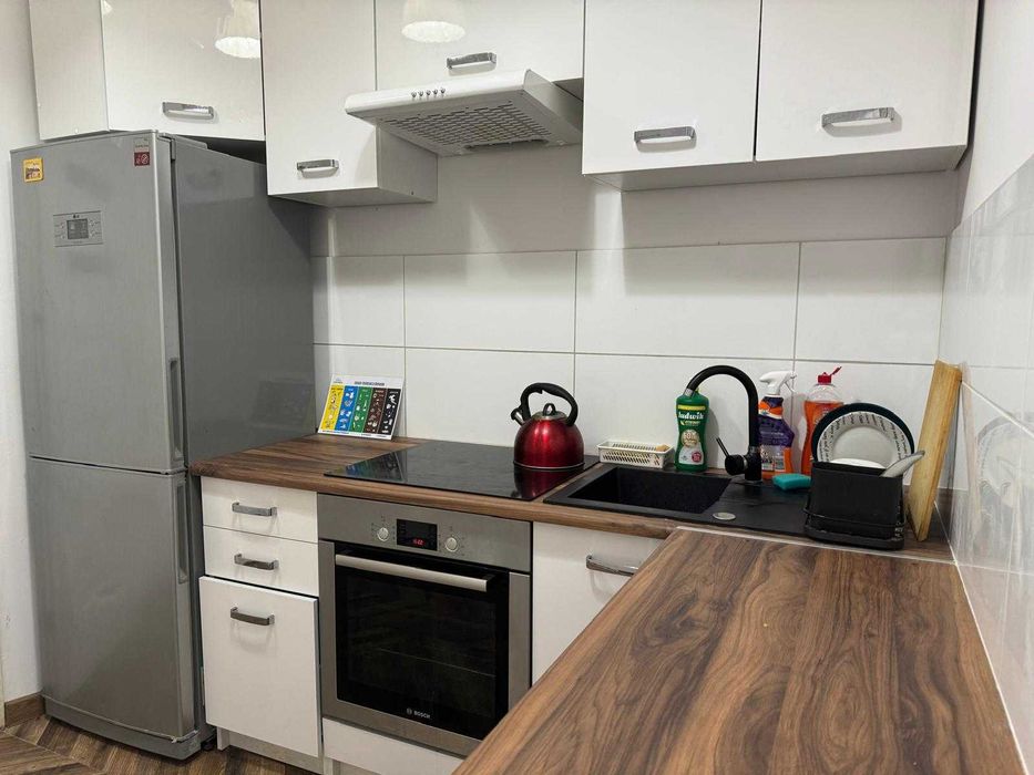 Duży pokój, 1os, Cieszkowskiego, 1300pln z oplatami