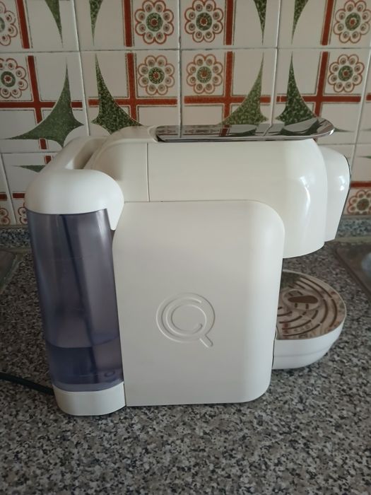 Máquina de café Delta Q