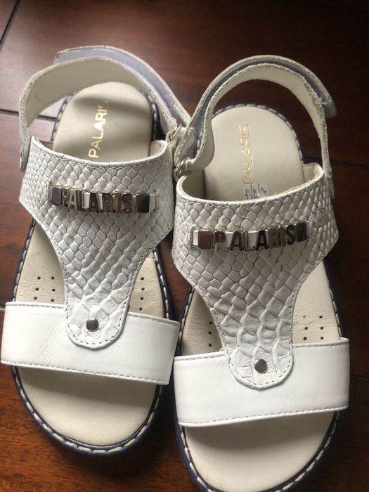 Босоніжки шкіряні дитячі. Palaris.