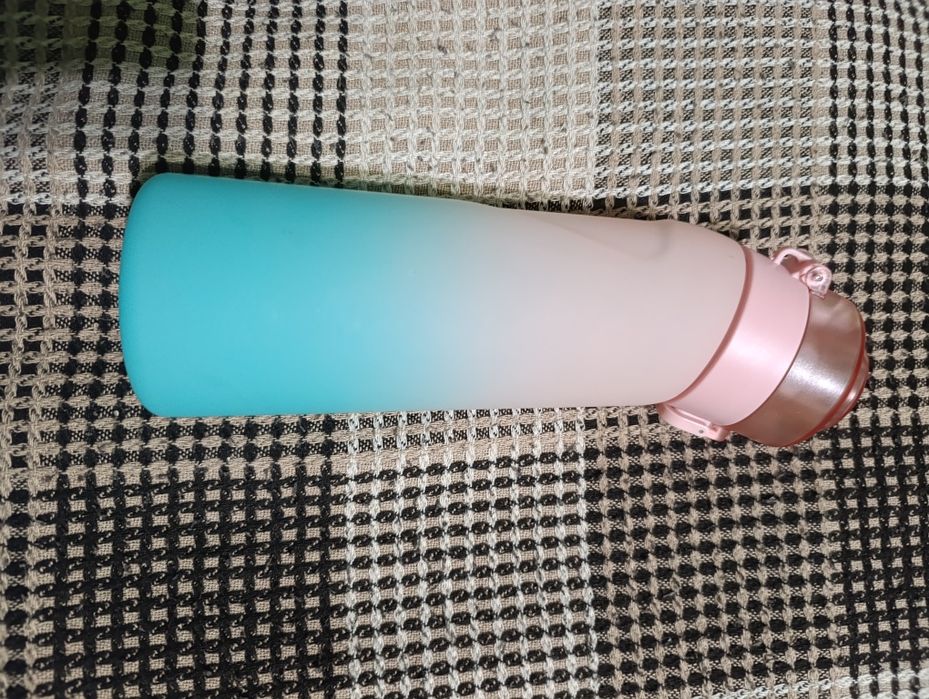 Пляшка зі смаками, air up