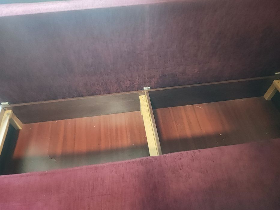 Продаю диван 140 х 160