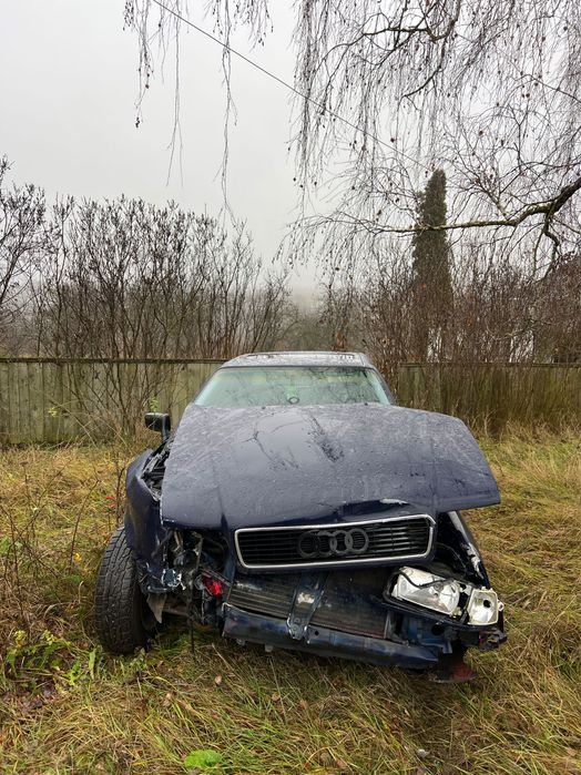 Машина Audi 80 b4 , продаю цілком або на розбір