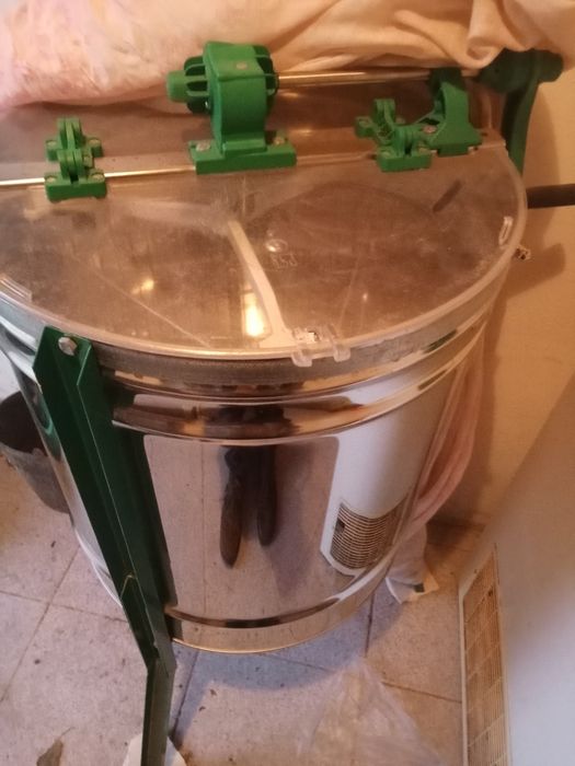 Vendo material apicula