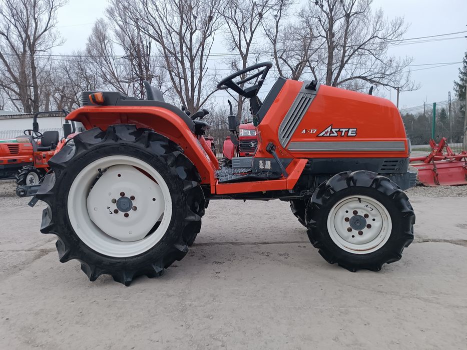 Японський мінітрактор.Трактор Кубота.