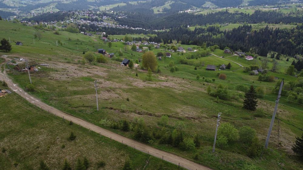 Продається ділянка.Торг. 1.47 Га. с. Яблуниця. ОСГ. Краєвиди. Гори. Бі