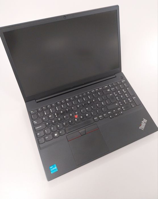 Computador portátil Lenovo E15 - Intel core i3