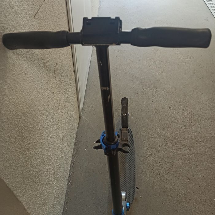 Hulajnoga regulowana