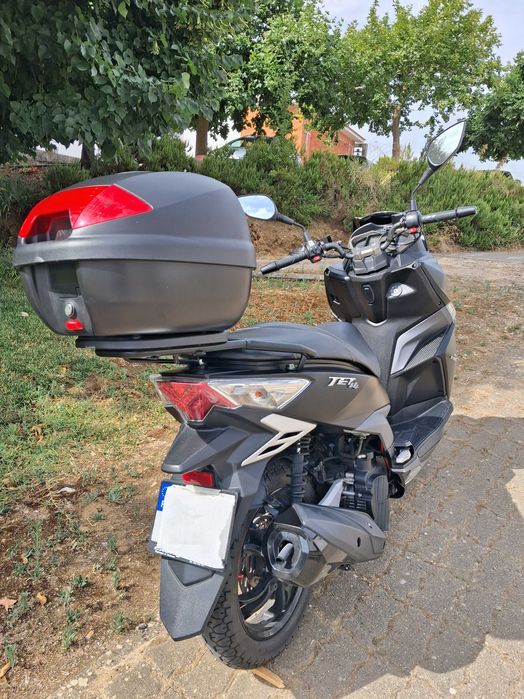 Scooter Sym jet 14, 125cc, 2023. Só 9500km, como nova.