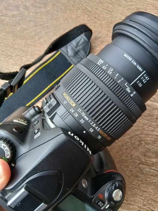 Фотоапарат Nikon D80 + Об'єктив Sigma 17-70mm