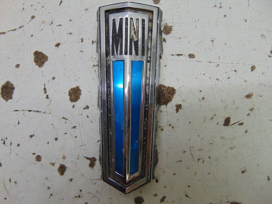 Mini clubman  símbolo da grelha