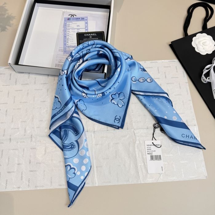 Nowa apaszka Chanel 90x90 cm jedwab