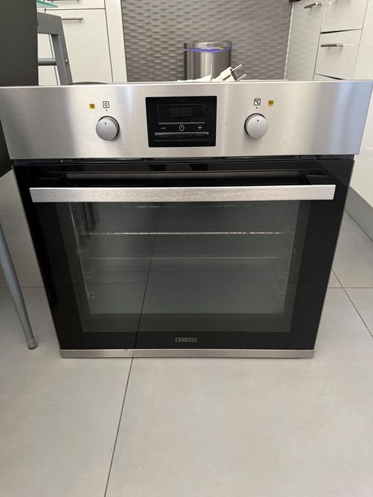 Forno a funcionar Zanussi