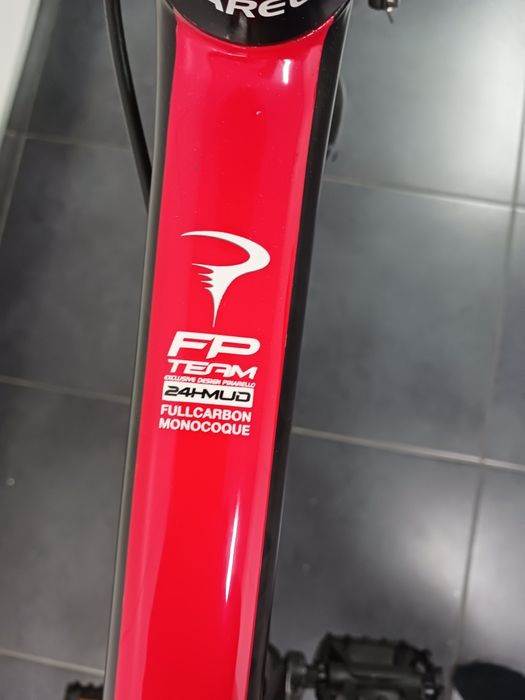 Bicicleta pinarello 24hmud