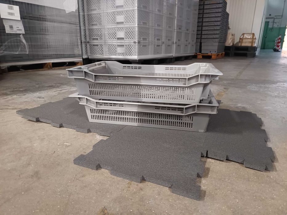 Caixas / Cestos plásticos 600x400x117mm Ventilados