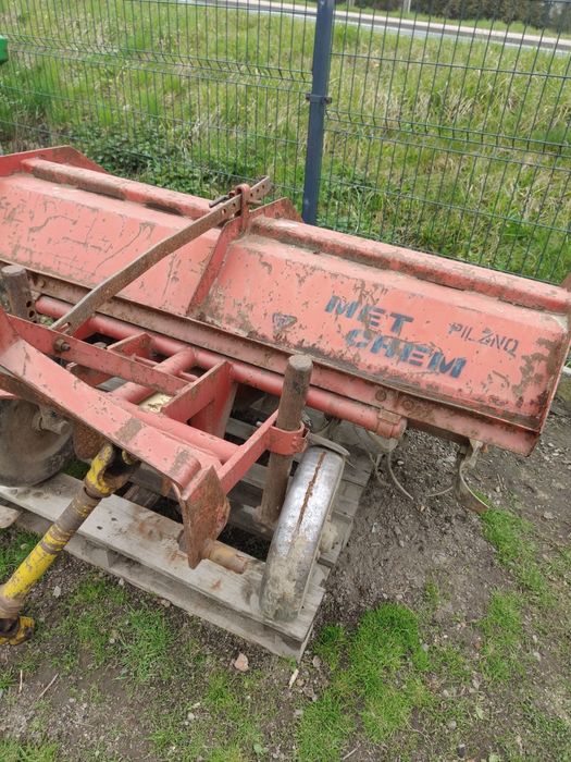 Rozsiewacz nawozów Amazon 803 Zetor