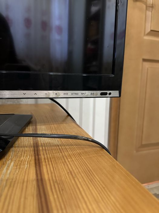 Продам телевизор LG 32”