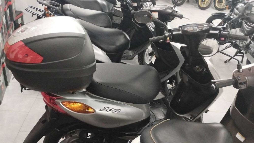 Купити кофр ТАТА YM-0830 (V-30L) в Арт Мото Хмельницький