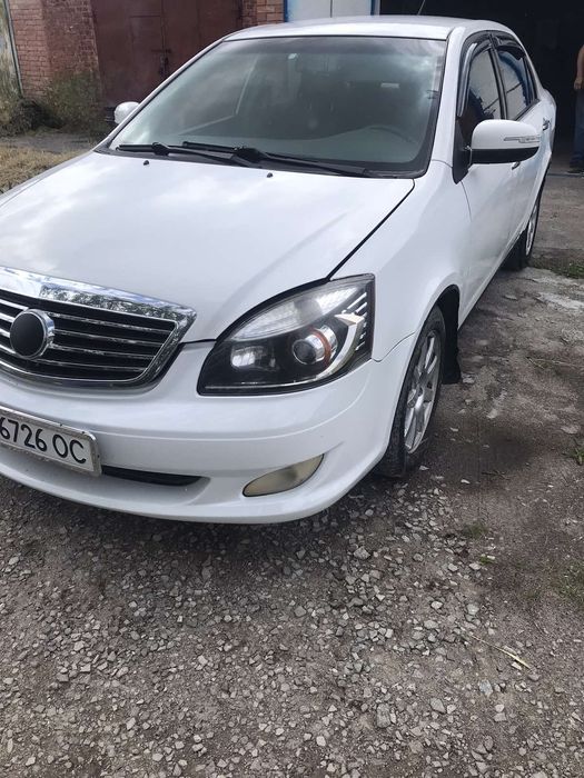 Джили SL 2012год 1.8 газ супер