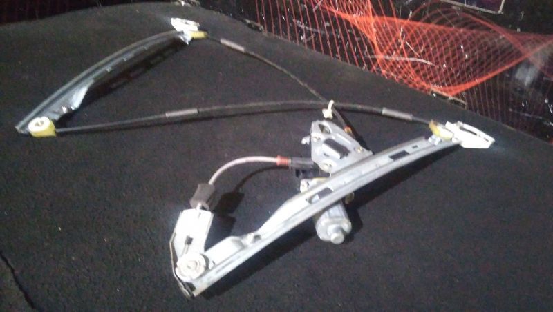 Elevador Frente Esq Peugeot 206 Hatchback (2A/C)