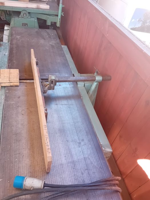 Wyrówniarka heblarka