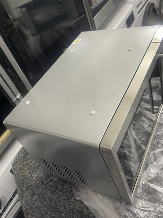 Нова Мікрохвильова піч BOMANN  MWG 2211 U CB