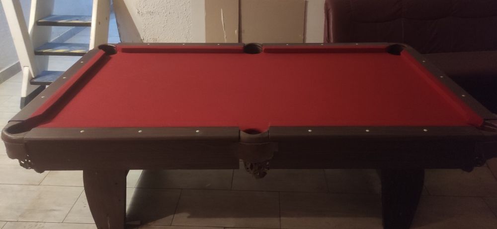 Stół bilardowy .
