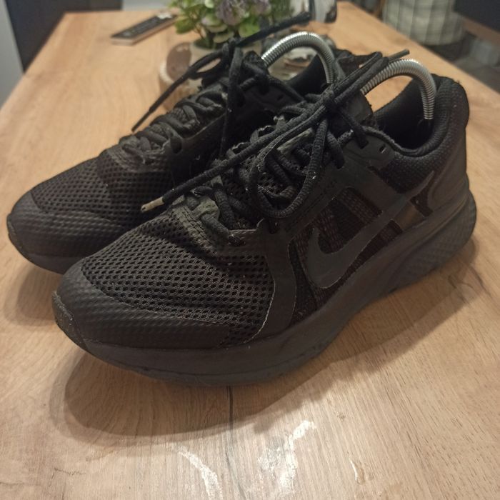 Nike Run Swift 2 CU3517  czarne  rozmiar 42,5