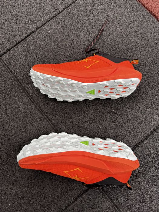 Tenis corrida trail Asics Trabuco 13